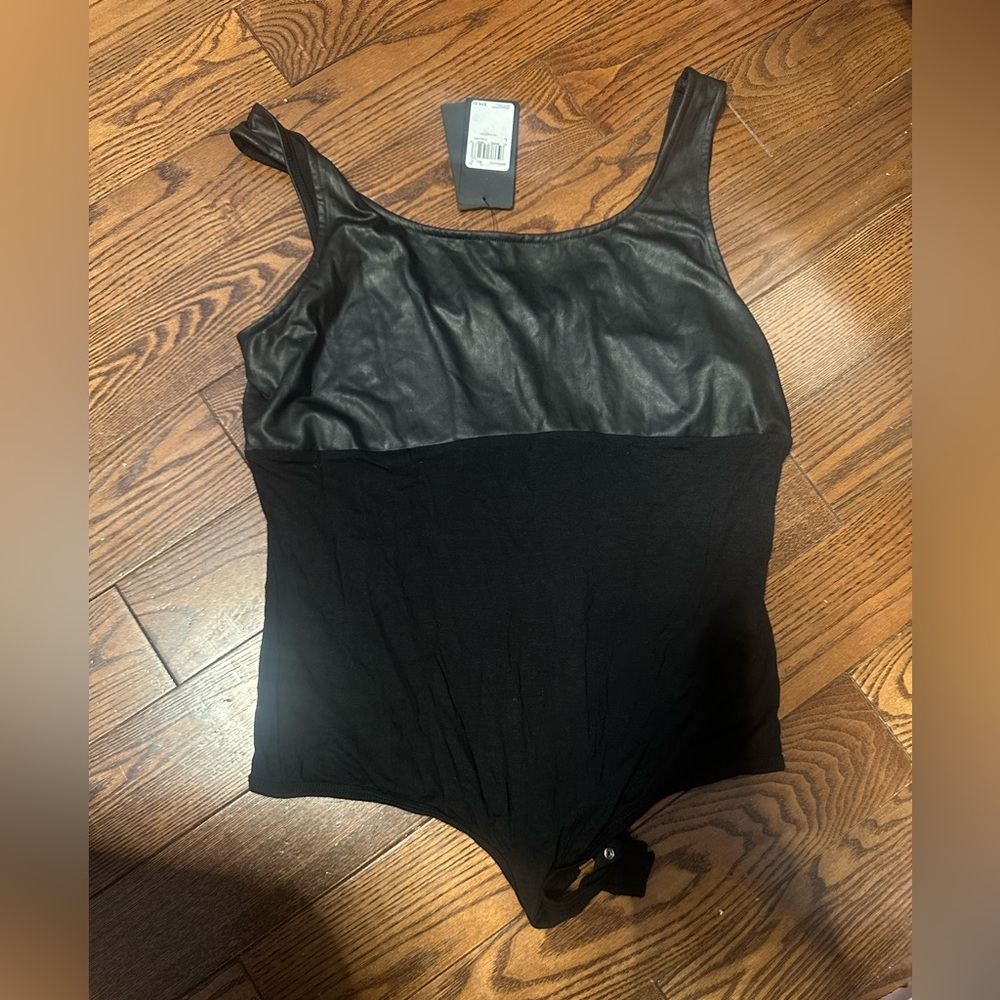 Guess Black Sleeveless Top
